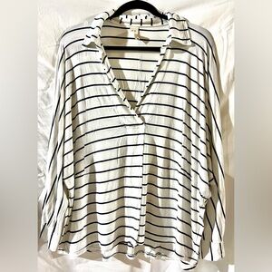 We the Free Blue and White Knit Top Size Small Oversized Medium